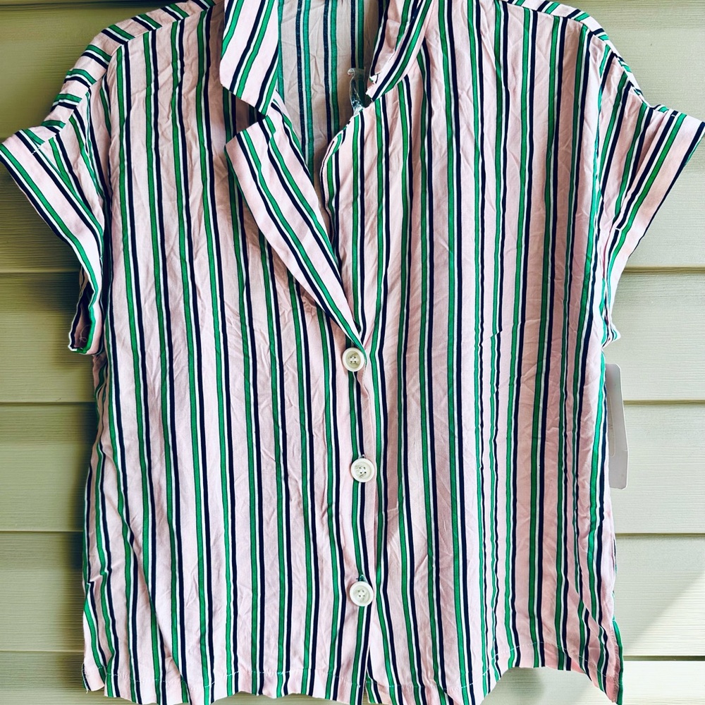 Lush Women’s Green and Pink Striped Button-Down Blouse  Shirt Top Size Med (z)